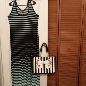 Sleeveless Maxi Dress